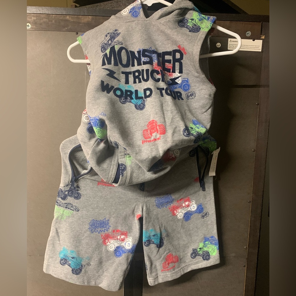 365 kids Monster truck size 10 boys